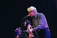 2016-12-04 - Nick Lowe & Los Straitjackets från Nalen, Stockholm