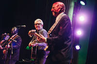 2016-12-04 - Nick Lowe & Los Straitjackets från Nalen, Stockholm