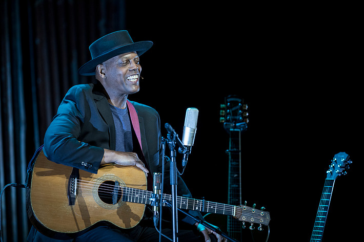 2017-05-12 - Eric Bibb från Rival, Stockholm