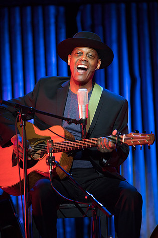 2017-05-12 - Eric Bibb från Rival, Stockholm