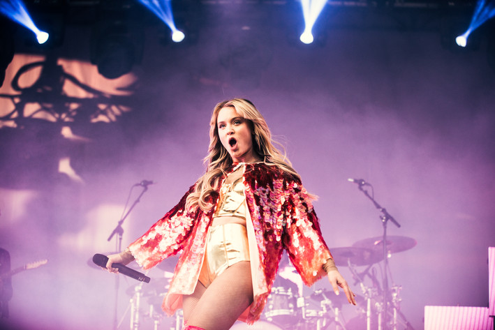 2017-06-01 - Zara Larsson från Gröna Lund, Stockholm