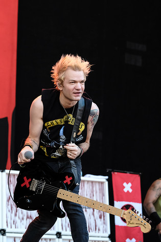 2017-06-08 - Sum 41 från Greenfield Festival, Interlaken