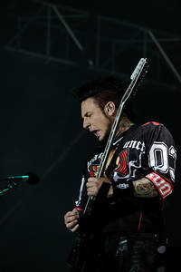 2017-06-08 - Five Finger Death Punch från Greenfield Festival, Interlaken