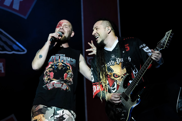 2017-06-08 - Five Finger Death Punch från Greenfield Festival, Interlaken