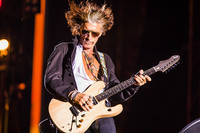 2017-06-08 - Aerosmith från Sweden Rock Festival, Sölvesborg