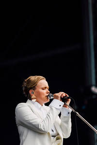 2017-06-29 - Ane Brun från Bråvalla, Norrköping