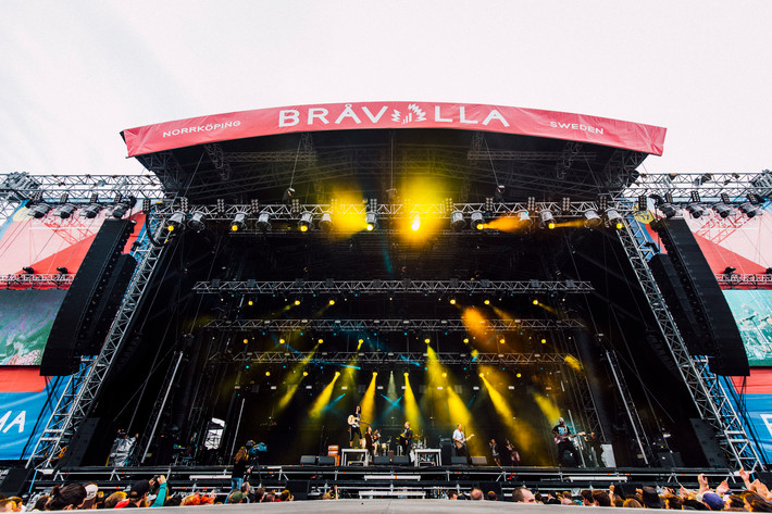 2017-06-29 - Gogol Bordello från Bråvalla, Norrköping