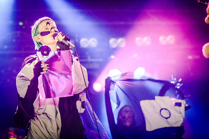2017-07-01 - Jenny Hval från Roskildefestivalen, Roskilde