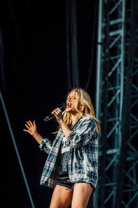 2017-07-01 - Ellie Goulding från Bråvalla, Norrköping