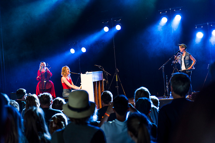 2017-07-06 - Frida Hyvönen från Peace & Love, Borlänge