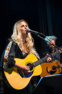 2017-07-06 - Lisa Miskovsky från Peace & Love, Borlänge
