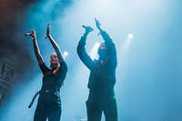 2017-07-08 - Icona Pop från Peace & Love, Borlänge