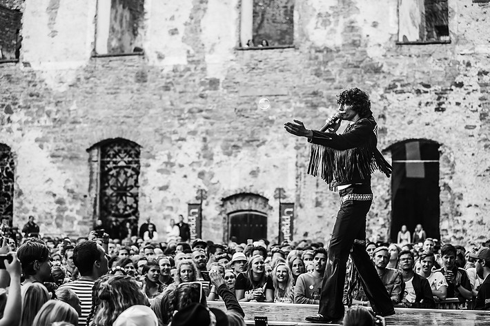 2017-07-15 - Håkan Hellström från Slottsruinen, Borgholm
