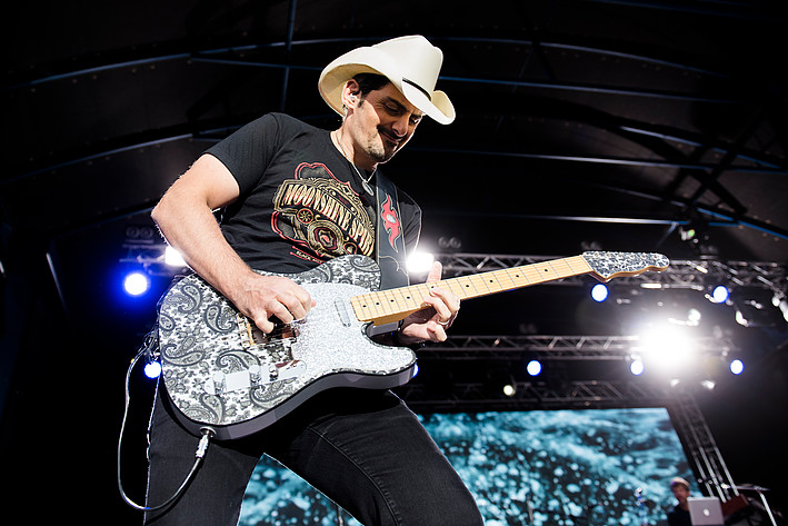 2017-07-24 - Brad Paisley från Furuviksparken, Gävle