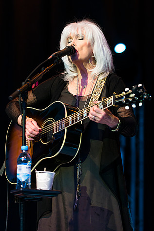 2017-08-01 - Emmylou Harris från Dalhalla, Rättvik