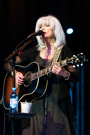 2017-08-01 - Emmylou Harris från Dalhalla, Rättvik