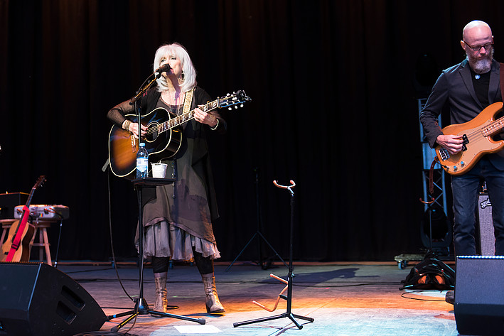 2017-08-01 - Emmylou Harris från Dalhalla, Rättvik