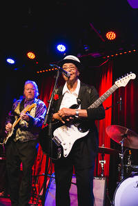 2017-08-03 - Beverly Guitar Watkins & the King Bees från Fasching, Stockholm