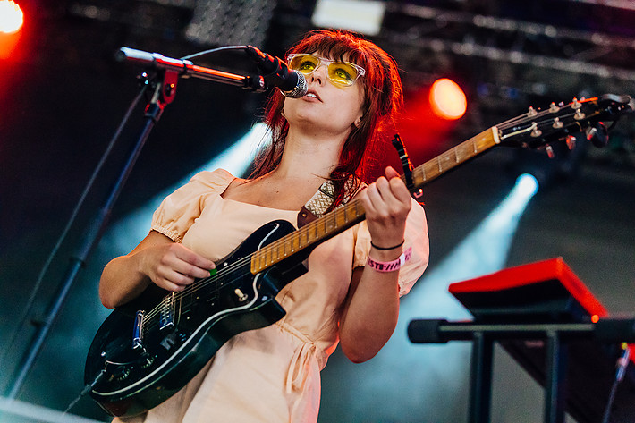 2017-08-10 - Angel Olsen från Way Out West, Göteborg