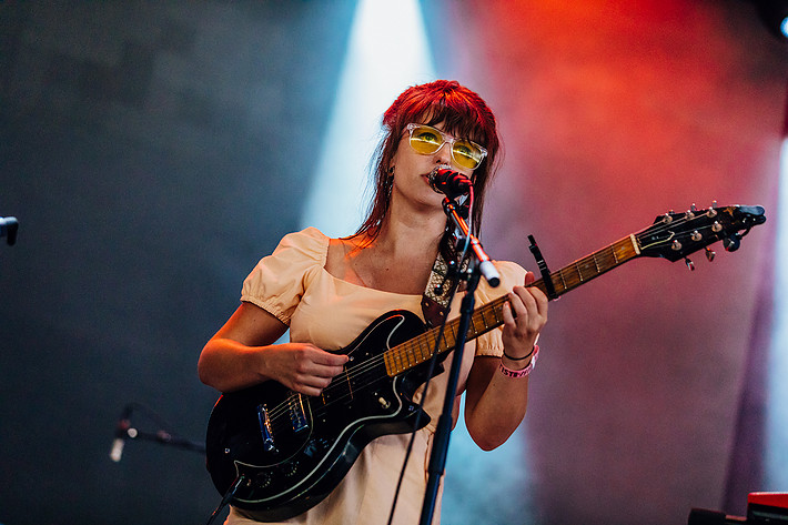 2017-08-10 - Angel Olsen från Way Out West, Göteborg