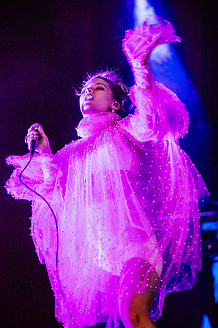 2017-08-10 - Tove Styrke från Way Out West, Göteborg