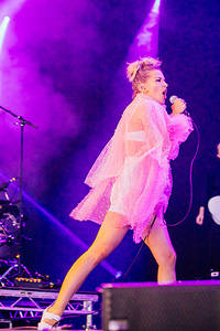 2017-08-10 - Tove Styrke från Way Out West, Göteborg