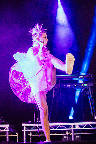 2017-08-10 - Tove Styrke från Way Out West, Göteborg