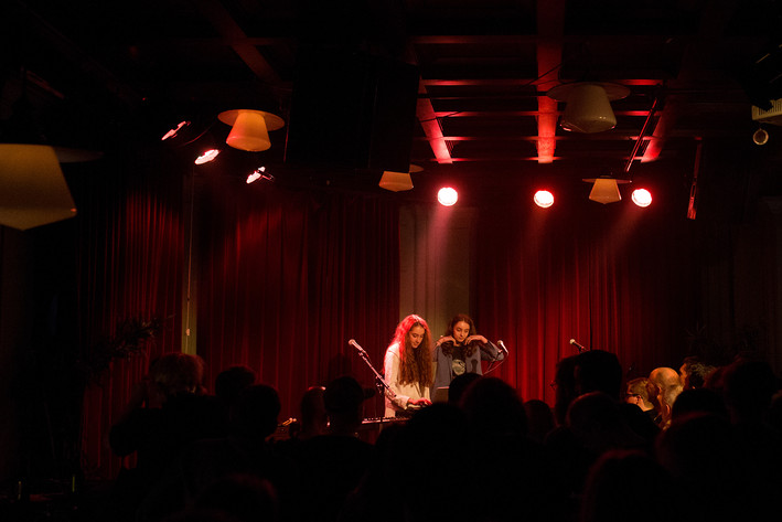 2017-08-10 - Let's Eat Grandma från Way Out West, Göteborg
