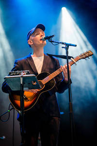 2017-08-11 - Jens Lekman från Way Out West, Göteborg