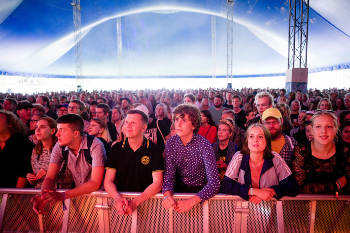 2017-08-11 - Jens Lekman från Way Out West, Göteborg