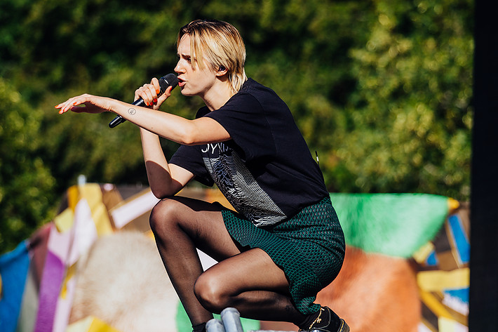 2017-08-11 - MØ från Way Out West, Göteborg