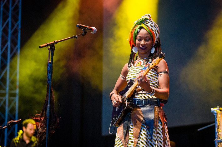 2017-08-11 - Fatoumata Diawara & Hindi Zahra från Way Out West, Göteborg