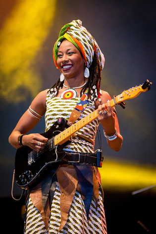 2017-08-11 - Fatoumata Diawara & Hindi Zahra från Way Out West, Göteborg