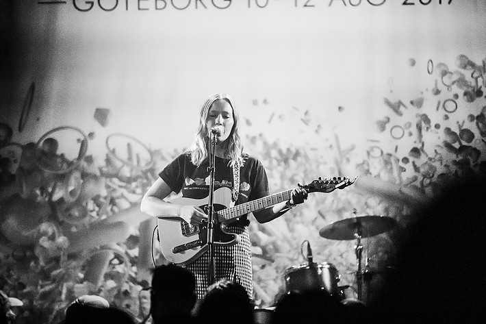 2017-08-11 - Julia Jacklin från Way Out West, Göteborg