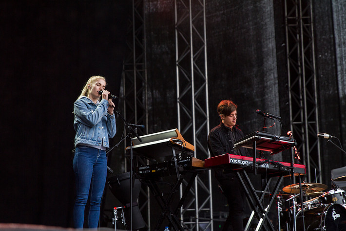 2017-08-12 - London Grammar från Way Out West, Göteborg