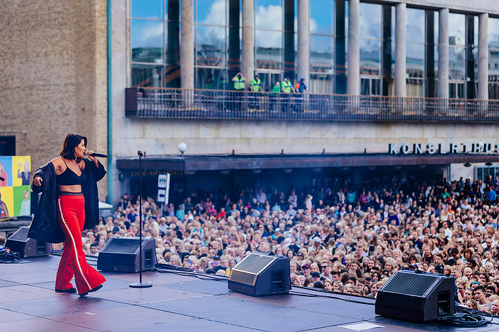 2017-08-20 - Molly Sandén från Götaplatsen, Göteborg