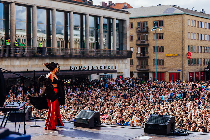2017-08-20 - Molly Sandén från Götaplatsen, Göteborg