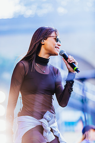 2017-08-20 - Icona Pop från Götaplatsen, Göteborg