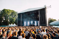 2017-09-01 - Two Door Cinema Club från Popaganda, Stockholm