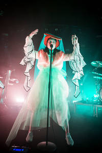2017-10-22 - Little Dragon från Berns, Stockholm