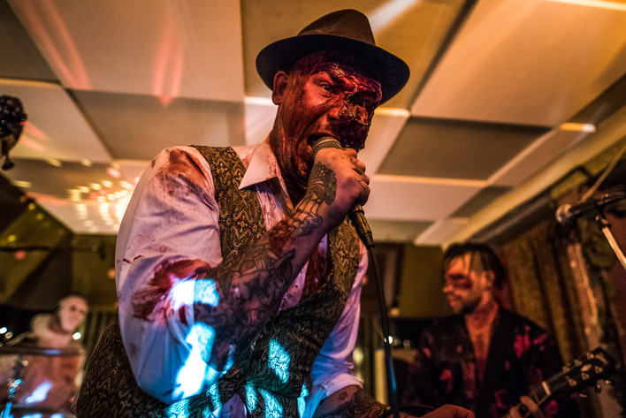 2017-11-04 - Mad man horse från Kafé de luxe, Växjö