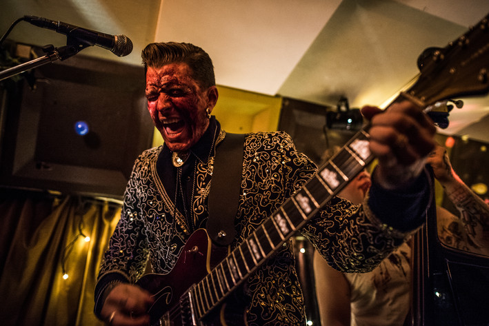 2017-11-04 - Mad man horse från Kafé de luxe, Växjö