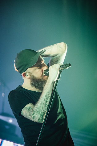 2017-11-28 - In Flames från Hallenstadion, Zürich