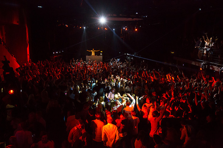 2013-08-17 - Steve Aoki från Trädgår'n, Göteborg