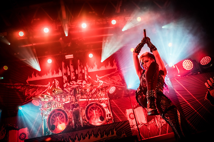 2018-02-02 - Arch Enemy från Arenan, Stockholm