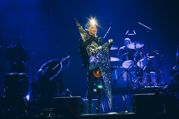 2018-02-20 - Sverige tolkar David Bowie från Ericsson Globe, Stockholm