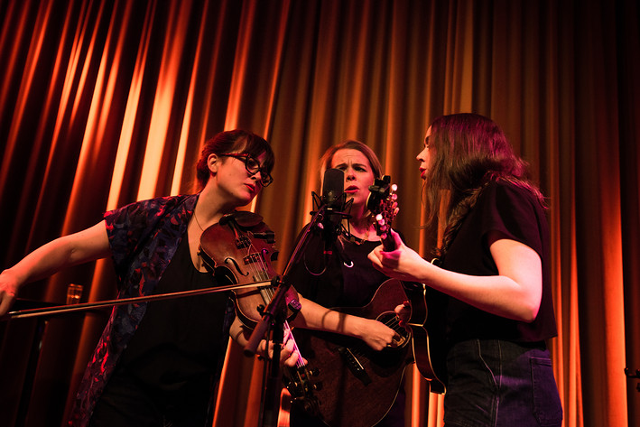 2018-05-06 - I'm With Her från Bryggarsalen, Stockholm