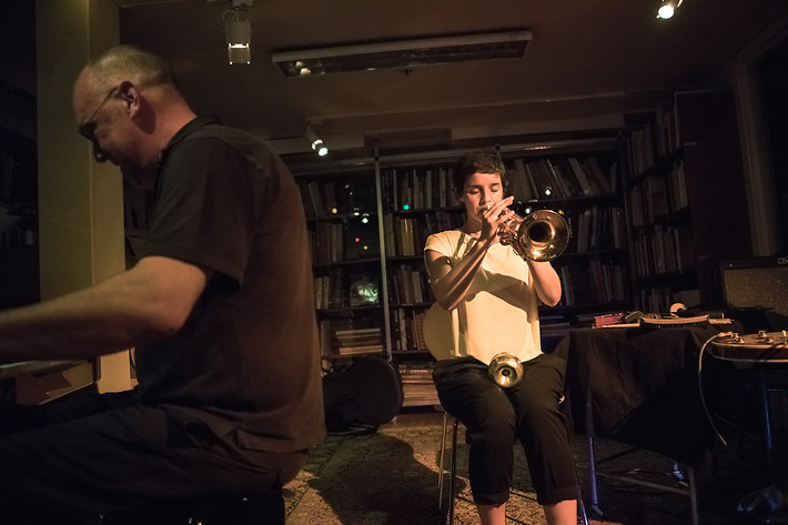 2018-05-20 - Fred Frith, Susana Santos Silva och Sten Sandell från Rönnells, Stockholm