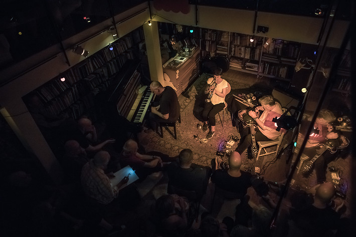2018-05-20 - Fred Frith, Susana Santos Silva och Sten Sandell från Rönnells, Stockholm