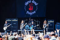 2018-06-06 - Three Dead Fingers från Sweden Rock Festival, Sölvesborg